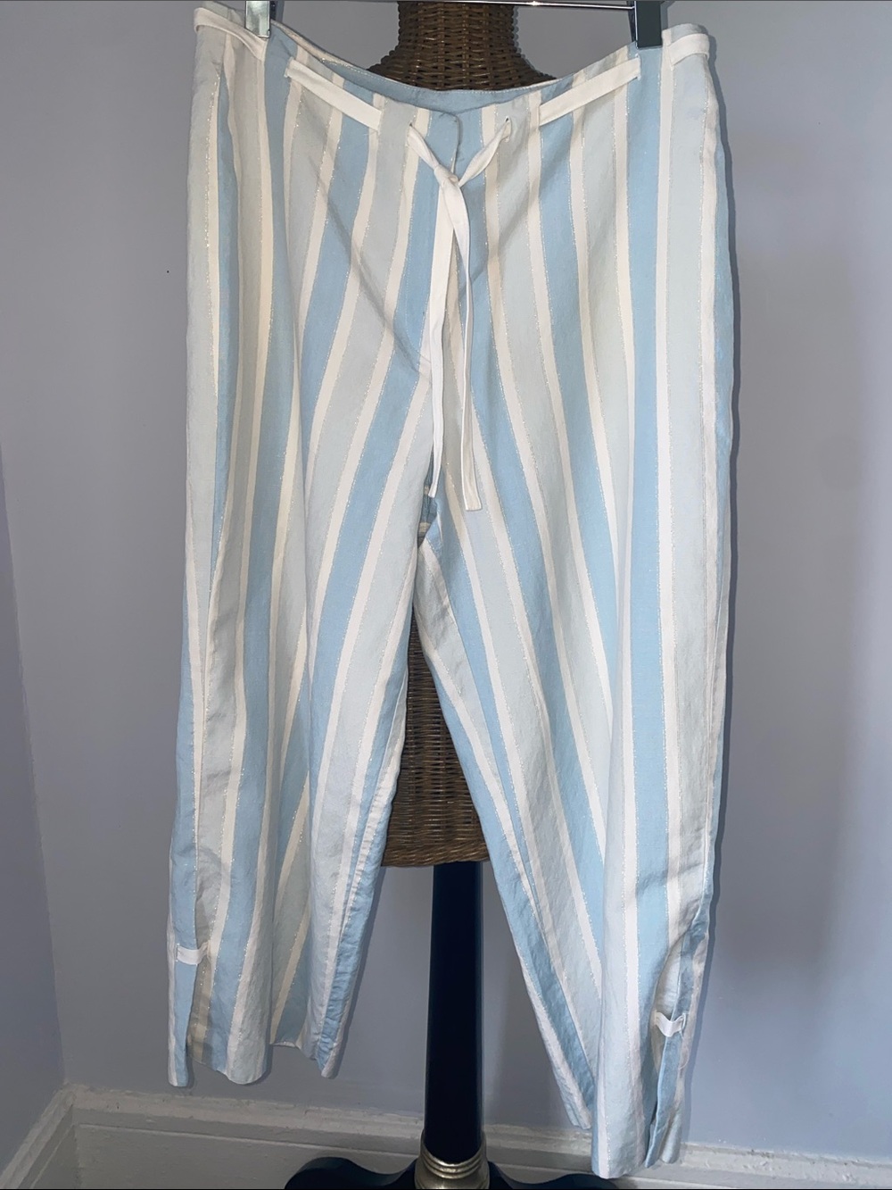 Tommy Bahama Light Blue and White Striped Capris
